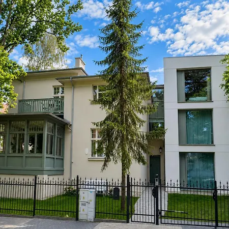 D10 By 2-bedroom With Private Terrace * Σόποτ